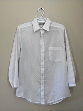 Career Club Mens Size 15 1/2 White Button Down Shirt Front Pocket Collared